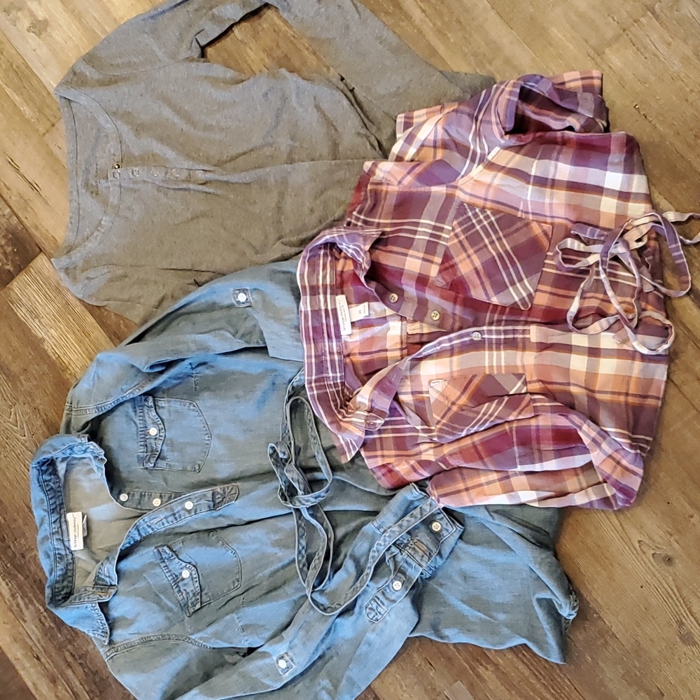 Maternity shirt bundle
